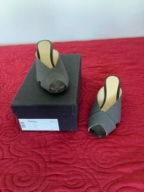 THEORY V Mule Canvas Khaki Grey  NEW in original box